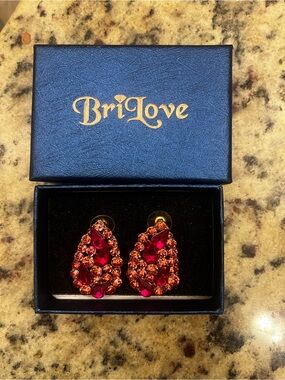 Pink Crystal Teardrop Earrings